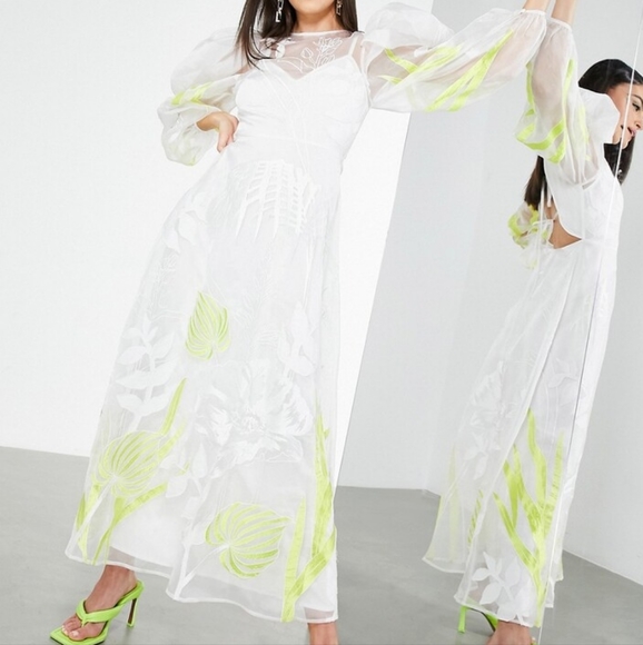 ASOS Edition Puff Balloon Sleeves White Gown with Yellow Applique - Picture 1 of 6